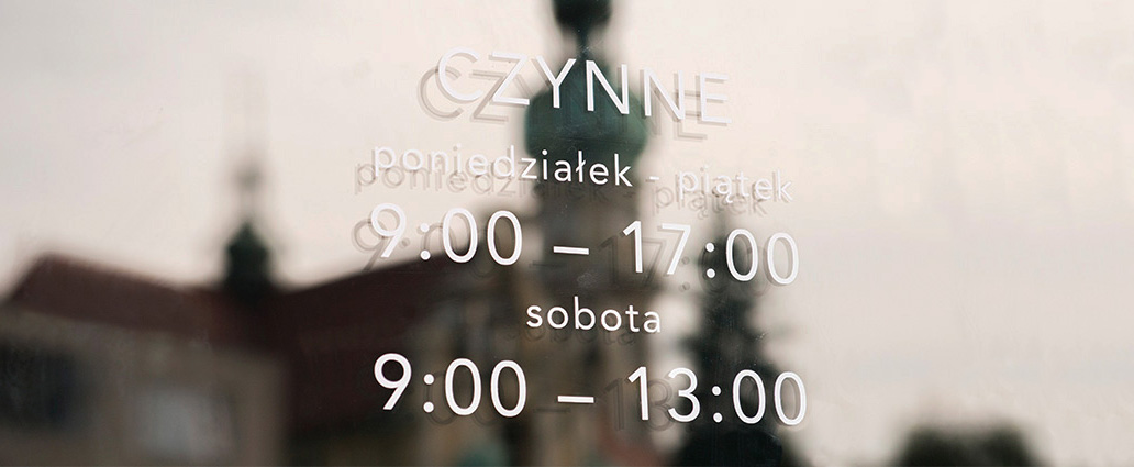 Godziny otwarcia sklepu Majsterkowicz: poniedziałek - piątek 9:00 - 17:00, sobota 9:00 - 13:00